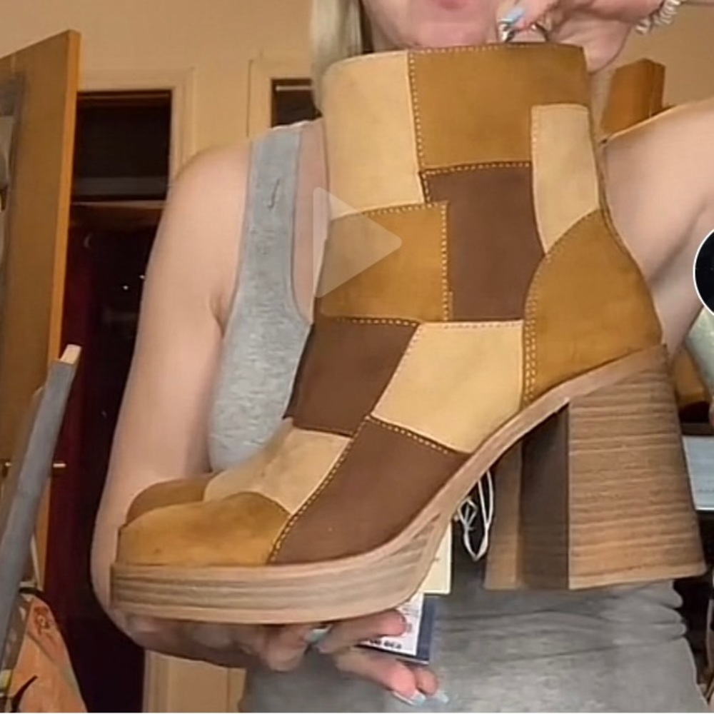 I’m looking for them in sz 71/2 or 8